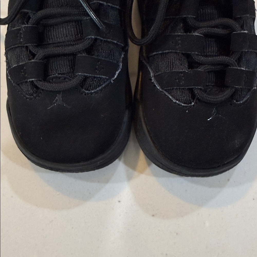 Jordan High-Top Sneakers - Picture 3 of 4